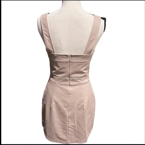 AMANDA UPRICHARD ACE DRESS PALE PINK VEGAN LEATHER SIZE L NWOT - Picture 8 of 9